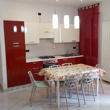 Bilocale Ortensia Foce Санремо